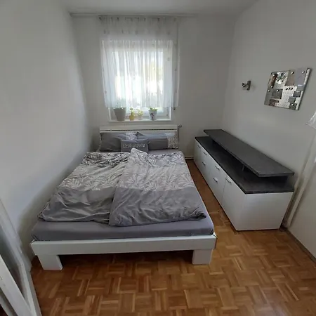 Tatil Evi Reiheneckhaus Mit Terasse Nürnberg